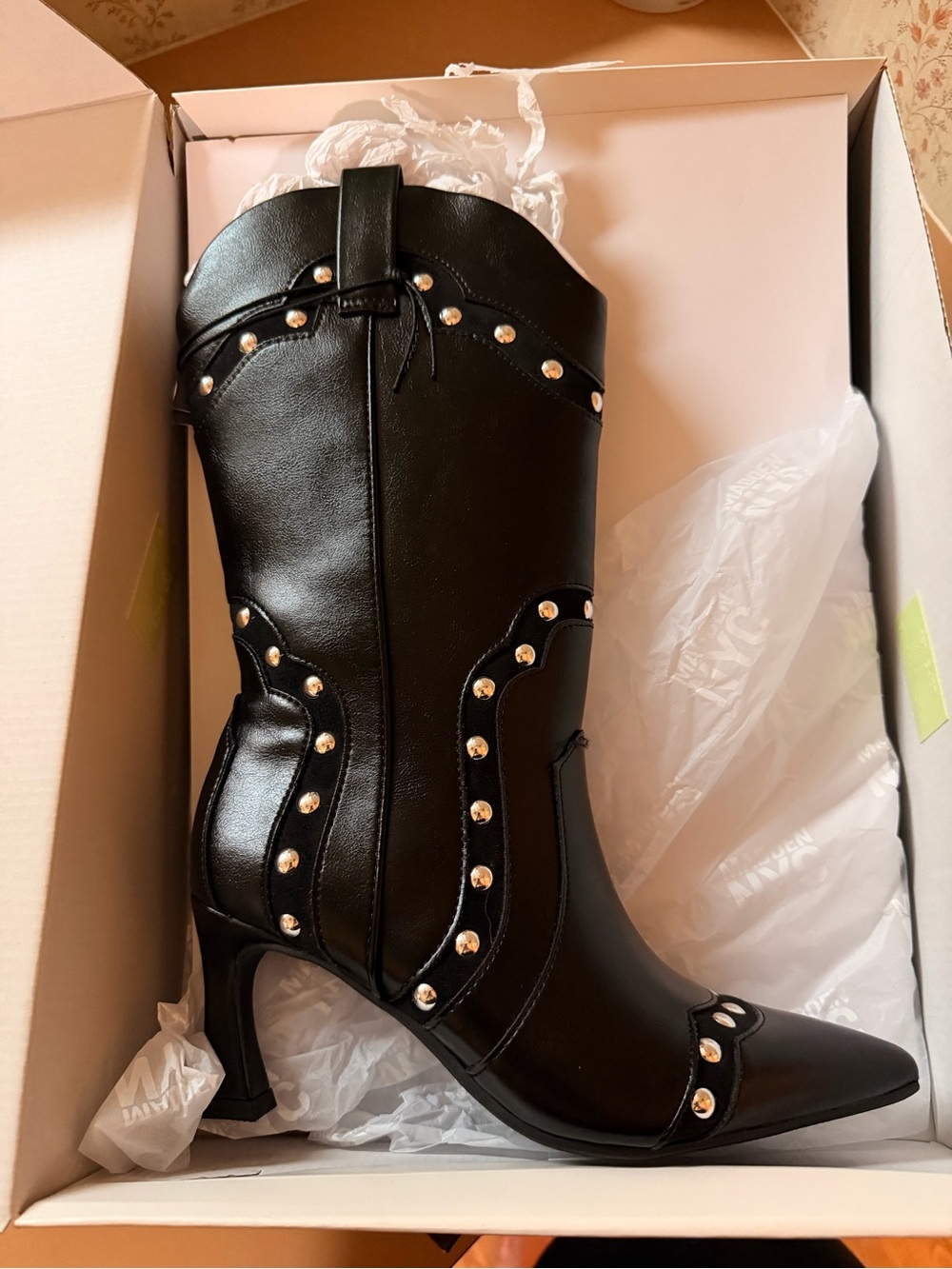 Steve Madden Black Studded Pointed-Toe Mid-Heel Western Boot